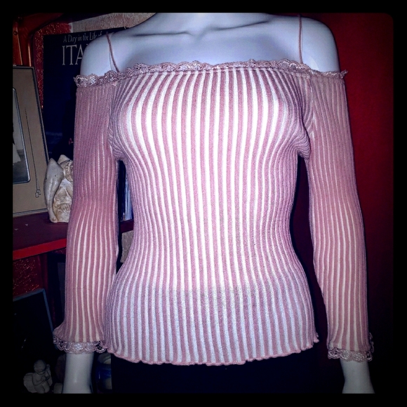 Tops - Blush & Cream coldshoulder top